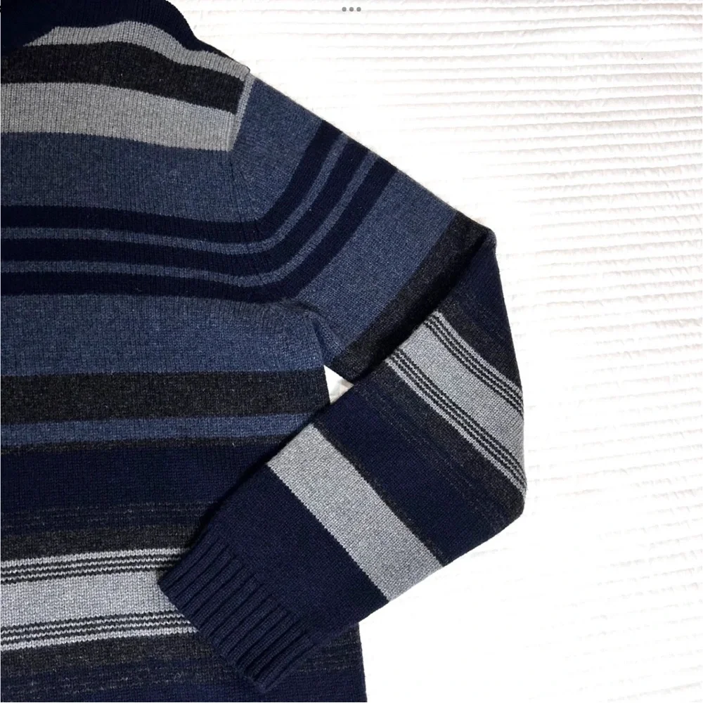 Vtg Banana Republic 100% Lambs Wool Turtleneck Sweater Mens XL Navy Striped